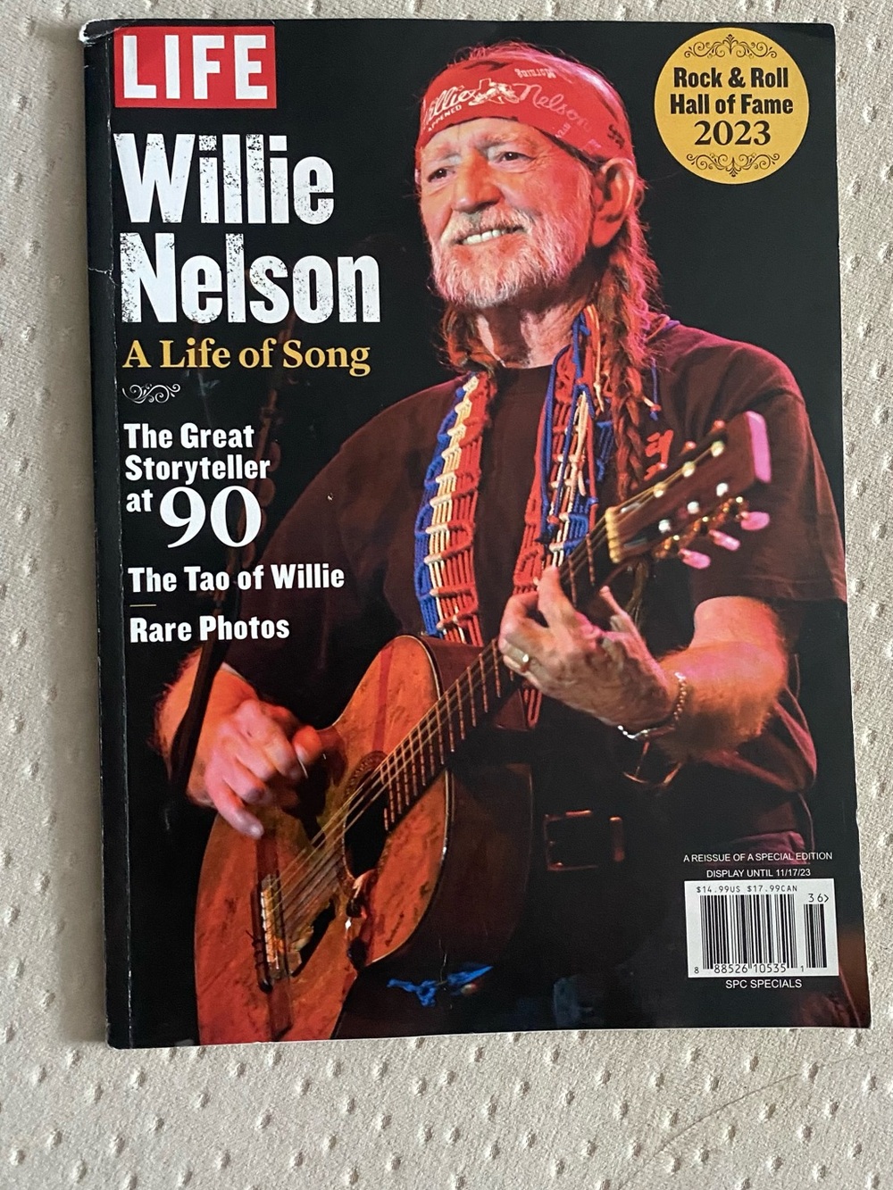Willie Nelson A Life of Song - Special Edition Magazine (Black)